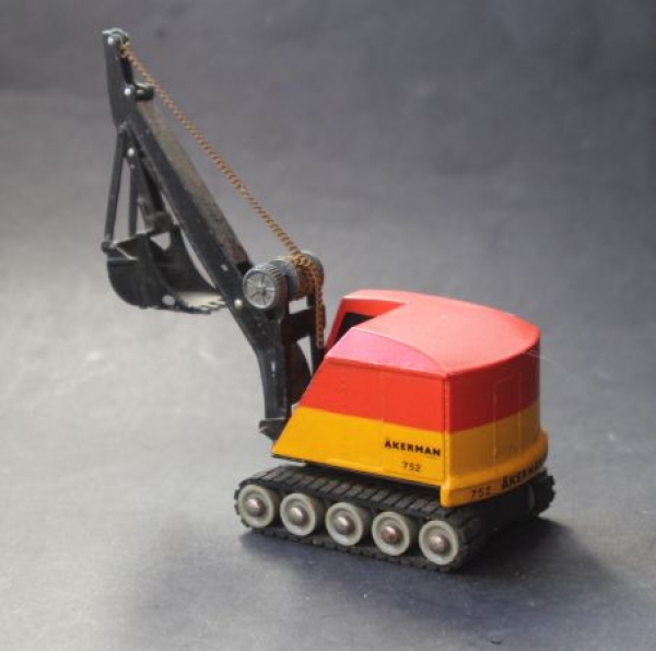 Tekno Scania Vabis 110 Cargotruck with Akerman Dredge 1958 Die-Cast-Model (4915)